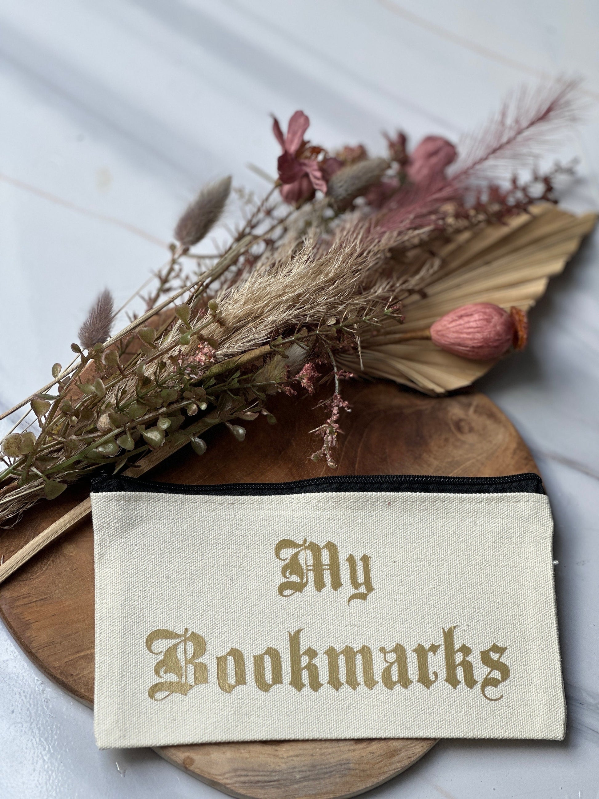 bookmark bag | bookmark storage | bookmarks | orgenaisation |