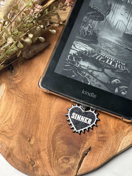 Kindle / kobo charm sinner | Bookish | kindlecharm | Boekachtig cadeau | Kindle-accessoires | kindleaccessoires | USB-C-stekker | gift